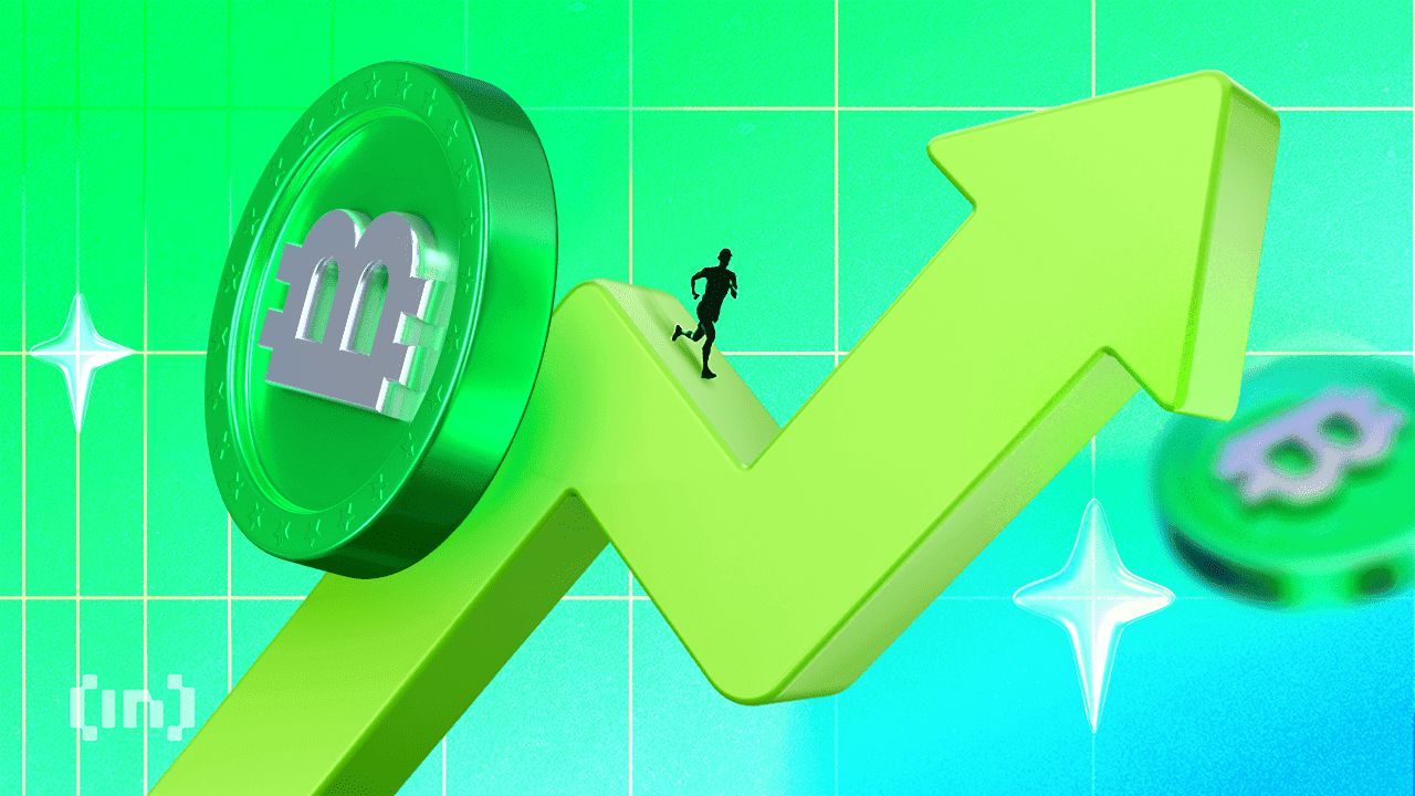 الطلب المؤسسي على صندوق تداول البيتكوين يجعل BTC أقل تقلبًا